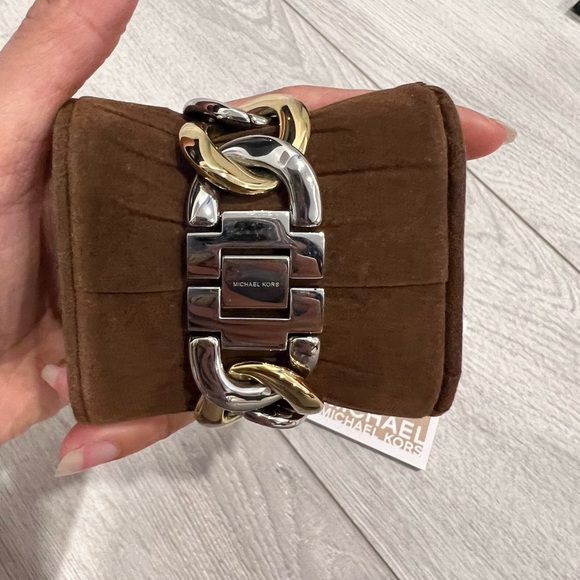 Michael Kors watch - Picture 3 of 7